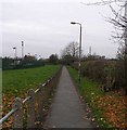 Footpath between Cote Lane & Ring Road