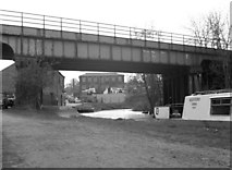 SD8842 : Foulridge Wharf, Leeds and Liverpool Canal, Lancashire by Dr Neil Clifton