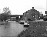 SD8842 : Foulridge Wharf, Leeds and Liverpool Canal by Dr Neil Clifton