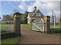 Braffords Hall entrance gate and lodge