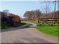 Lane to West Farm, Walton East