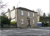 SE1220 : Pinfold Guest House, Dewsbury Road, Upper Edge, Fixby by Humphrey Bolton
