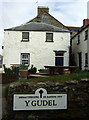 Y Gudel, Tyddewi/St David