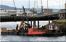 J3475 : Drilling in the Abercorn Basin, Belfast by Rossographer