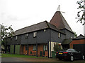 Hopgarden Oast, Oast Court, Yalding, Kent