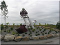 O0470 : Sculpture at Newtown, Duleek, Co. Meath by Kieran Campbell