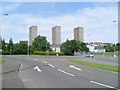 Approaching roundabout in Drumchapel