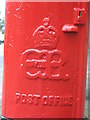 TQ1573 : Edward VIII postbox, Egerton Road / Heathfield South - royal cipher by Mike Quinn