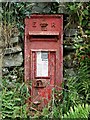 SN5761 : Edward VII postbox, south of Bethania, Ceredigion by Roger  D Kidd