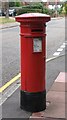 "Anonymous" (Victorian) postbox, Westmoreland Road / Cumberland Road