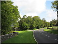 The entrance road to Cae-Ddafydd Farm from the B 5109