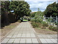 Pathway between Kingsley Road and small park