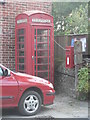 Burleston: postbox № DT2 174 and phone box